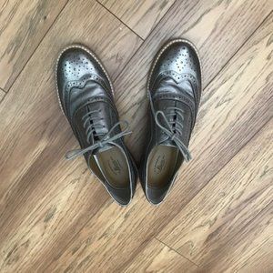 Silver Oxfords